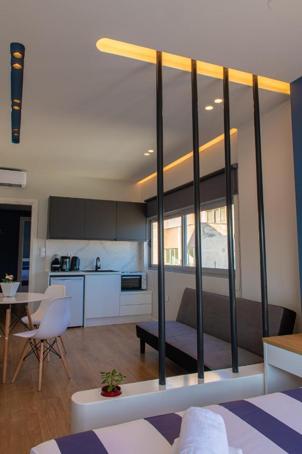 Central Marine Flat Vólos Extérieur photo